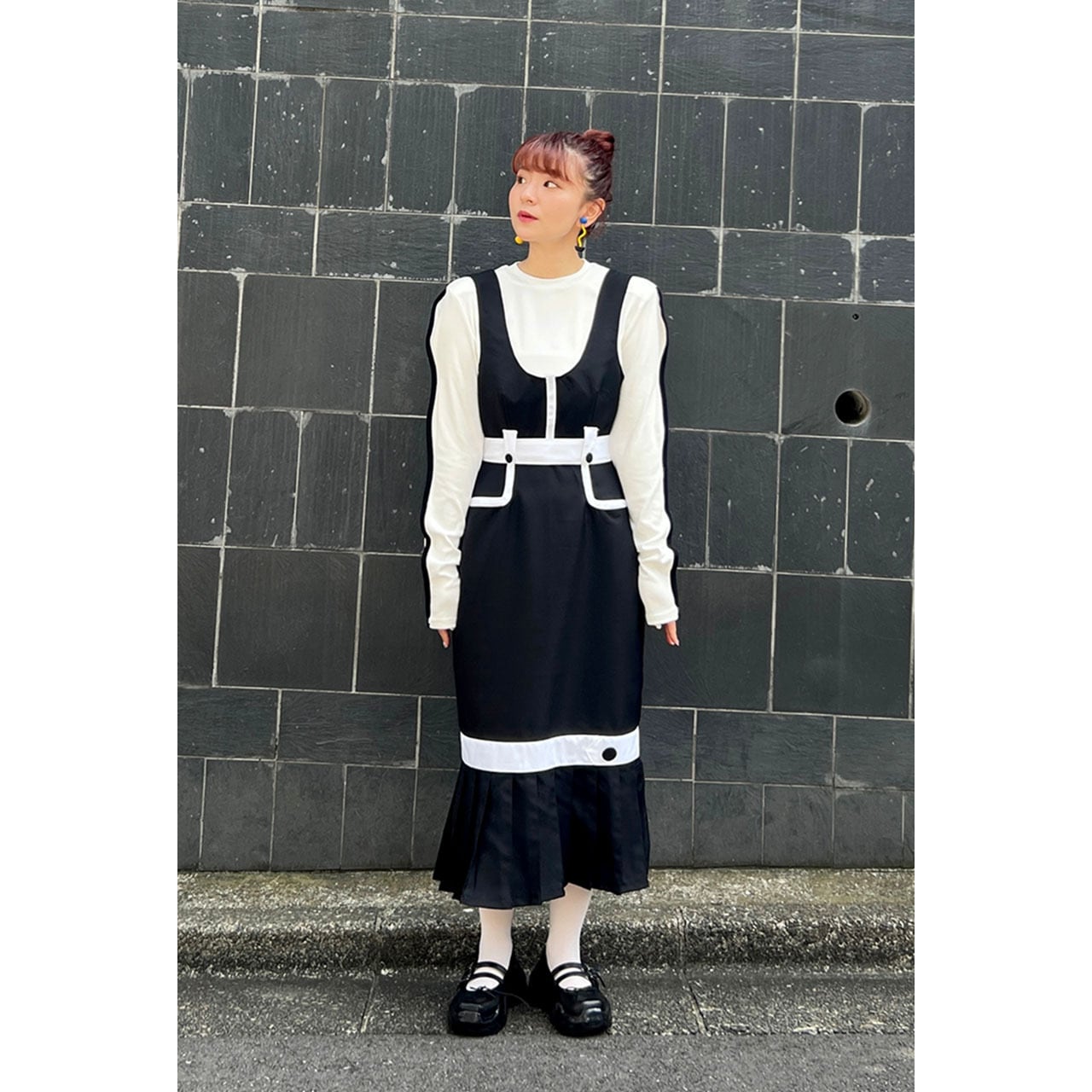 razbliuto210] ま ち こコラボアイテム - Monotone Jumper Skirt