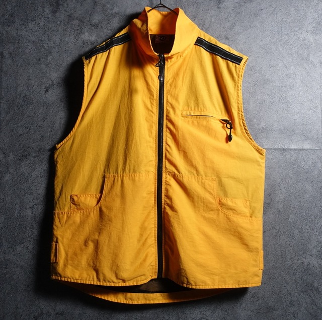 Yellow Multi-Pocket Design Cotton Nylon Zip Vest