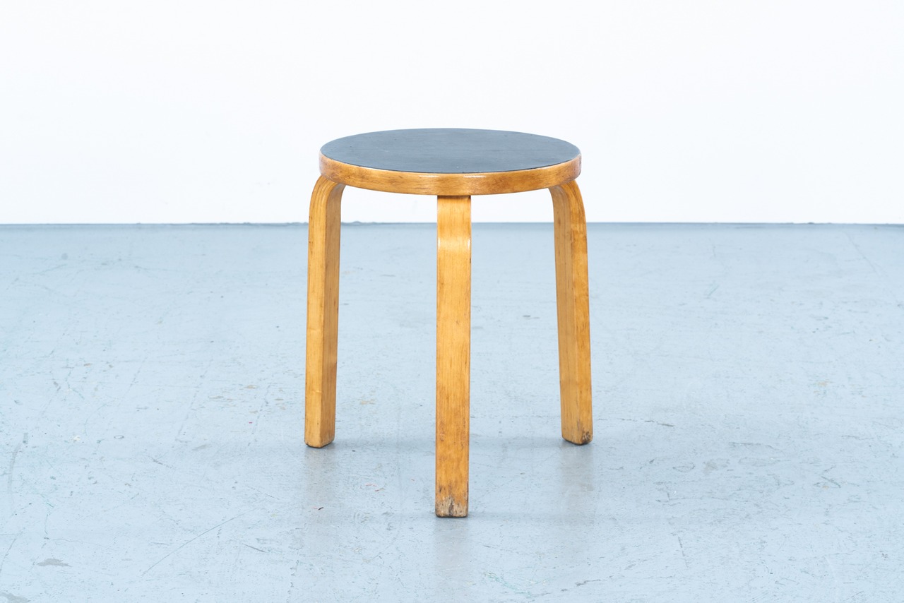 Alvar Aalto | Stool60 1960-70s
