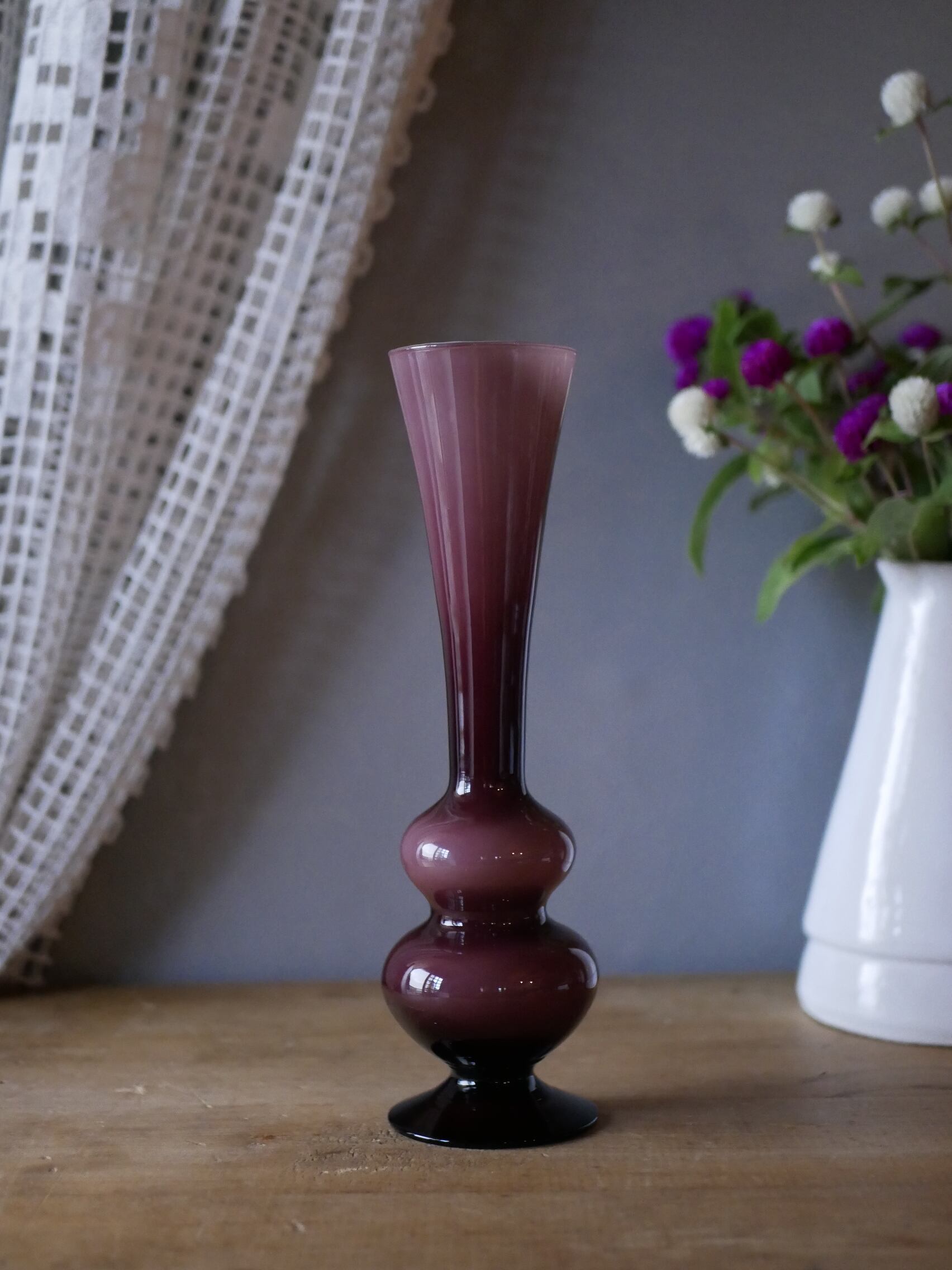 ミッドセンチュリー オパリンガラス フラワーベース フランスヴィンテージ