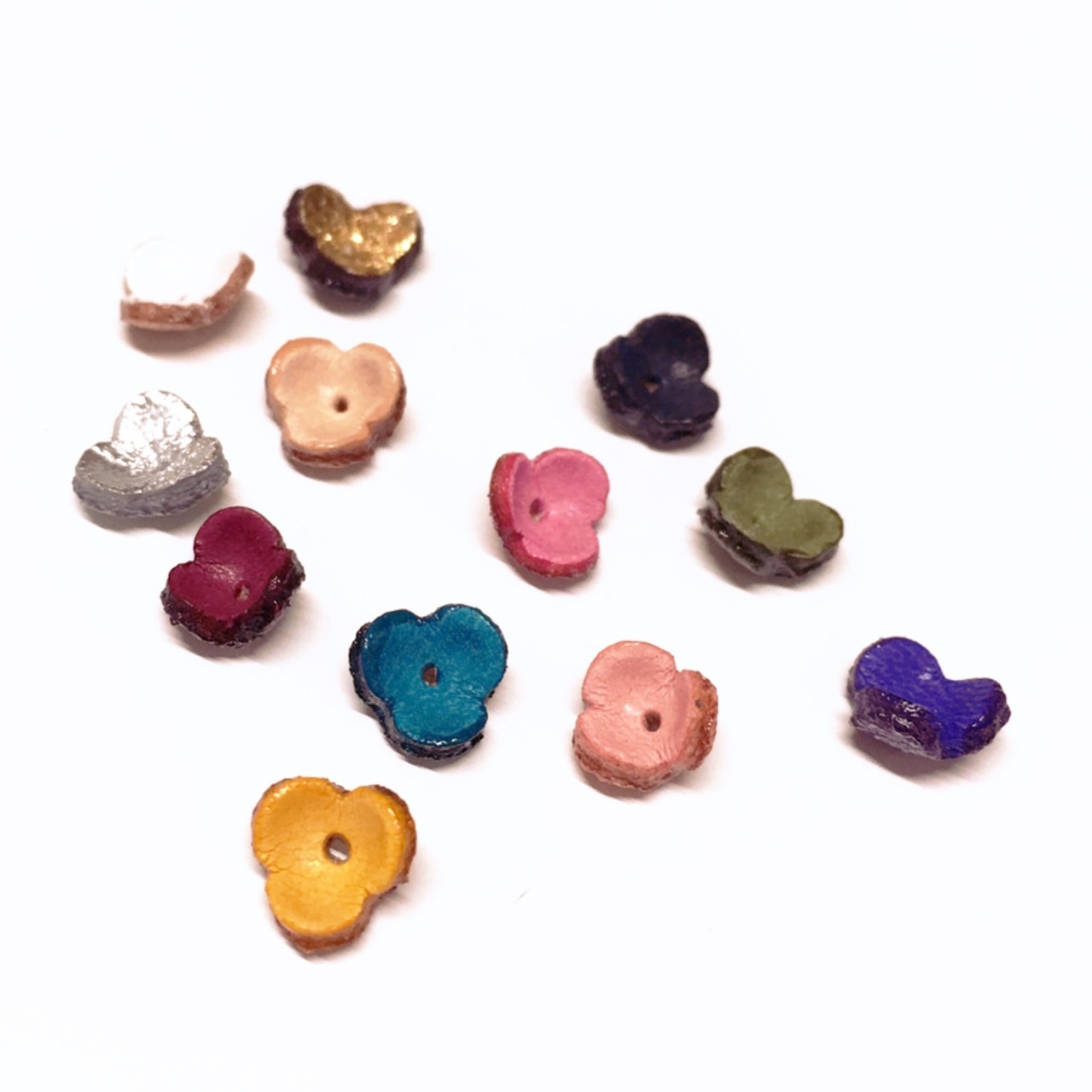 【アウトレット3D立体レザーフラワー】ビオラSS  ピン付き (ペールピンク）8個入 - 4