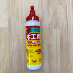 ボンド　木工用ＣＨ３８　らくらく７５０（７５０ｇ）