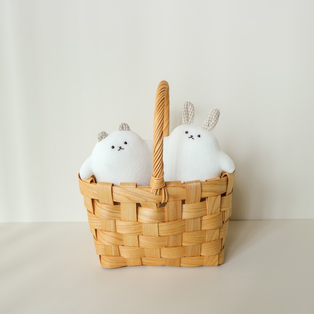 【完売】ゆきぐにくまさんのガラガラぬいぐるみ