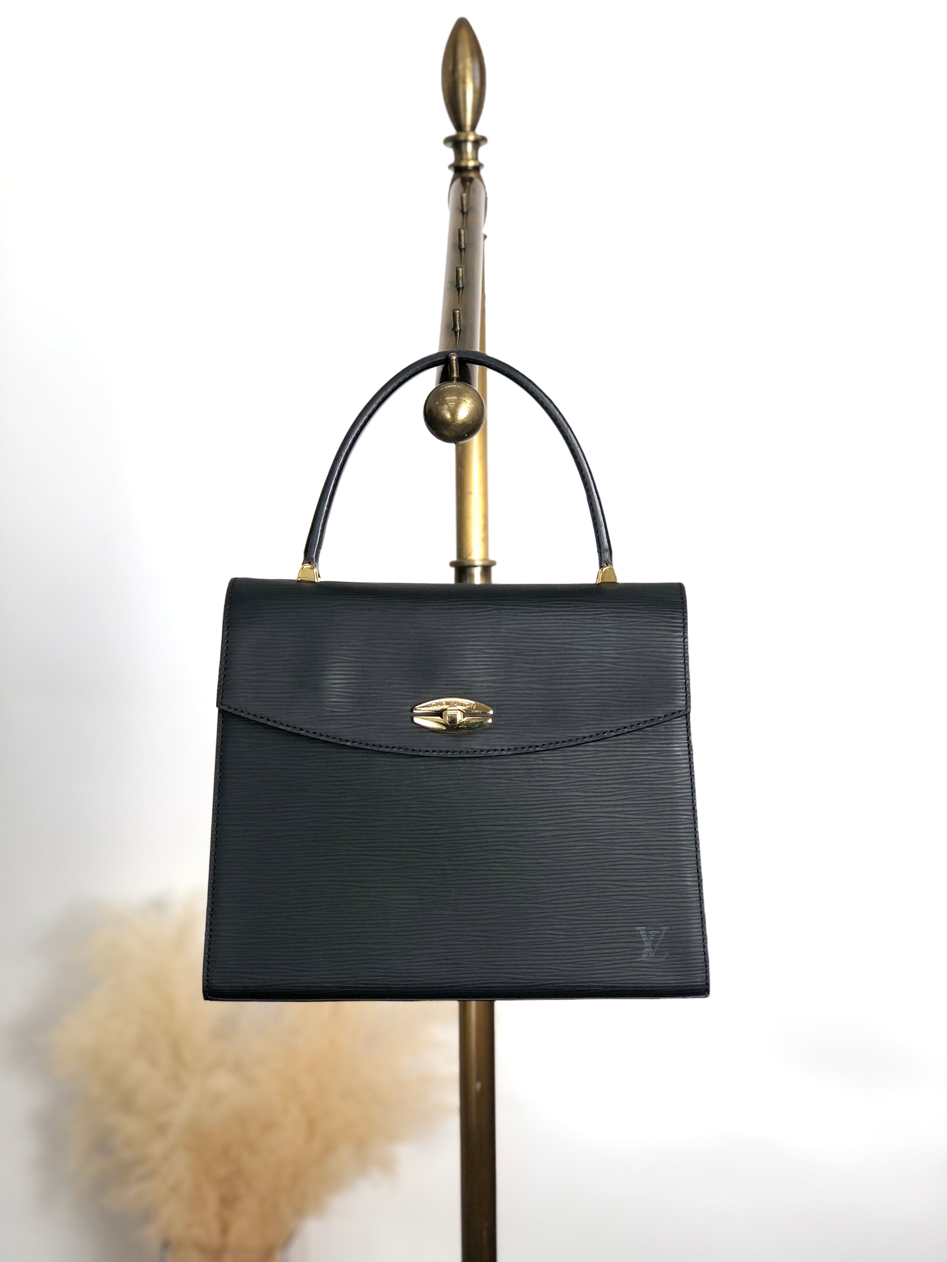 LOUIS VUITTON ルイヴィトン エピ ハンドバッグ ブラック ターンロック レザー マルゼルブ vintage ヴィンテージ オールド u8cniv