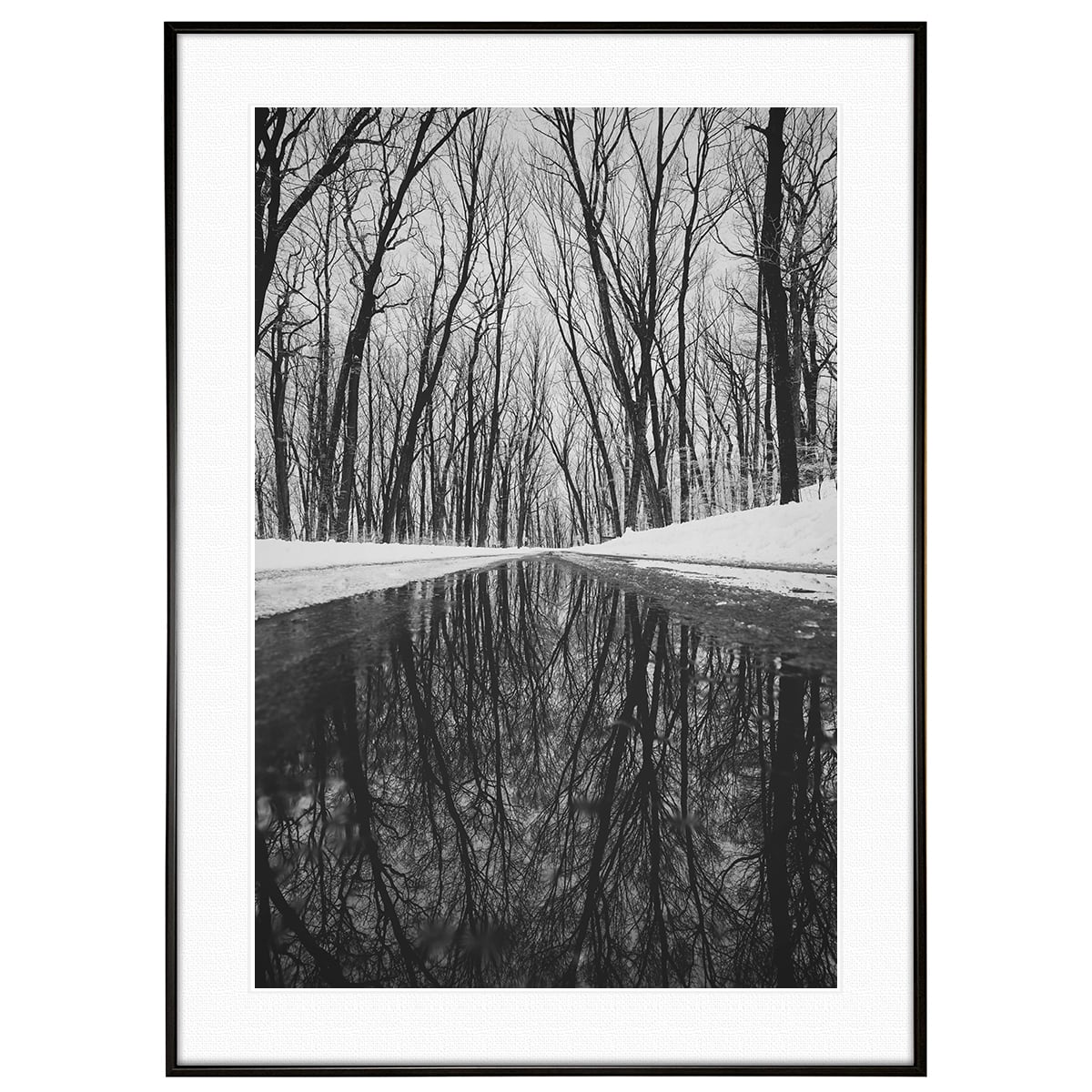 冬写真 川に反射する雪と木々インテリア モノクロアートポスター額装 AS2695