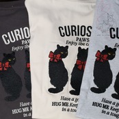 背中刺繡の黒猫がかわいいロングTシャツ チャコール