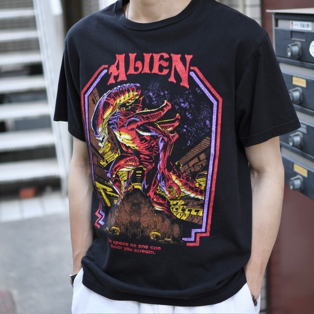 ALIEN print tee