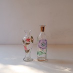 お花のペイントの花瓶