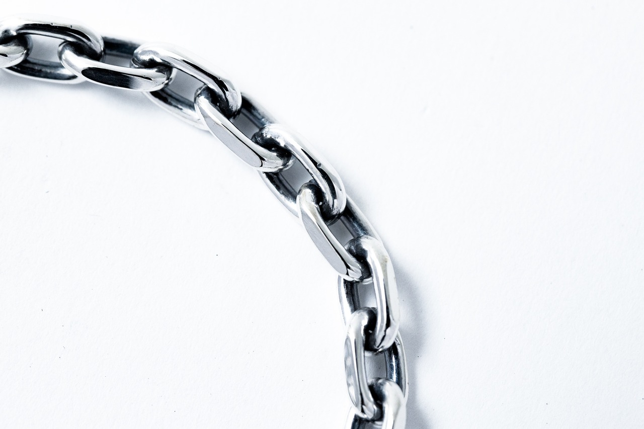 BN-063  Mebiusu hook bracelet (S)