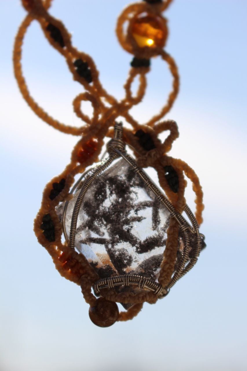 Garden quartz  silverwire micromacrame design necklace