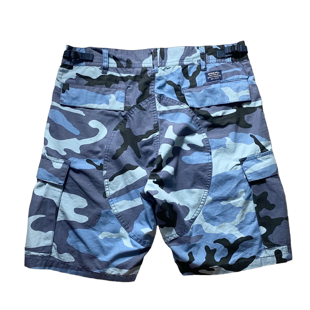 SUPREME blue camouflage cargo shorts