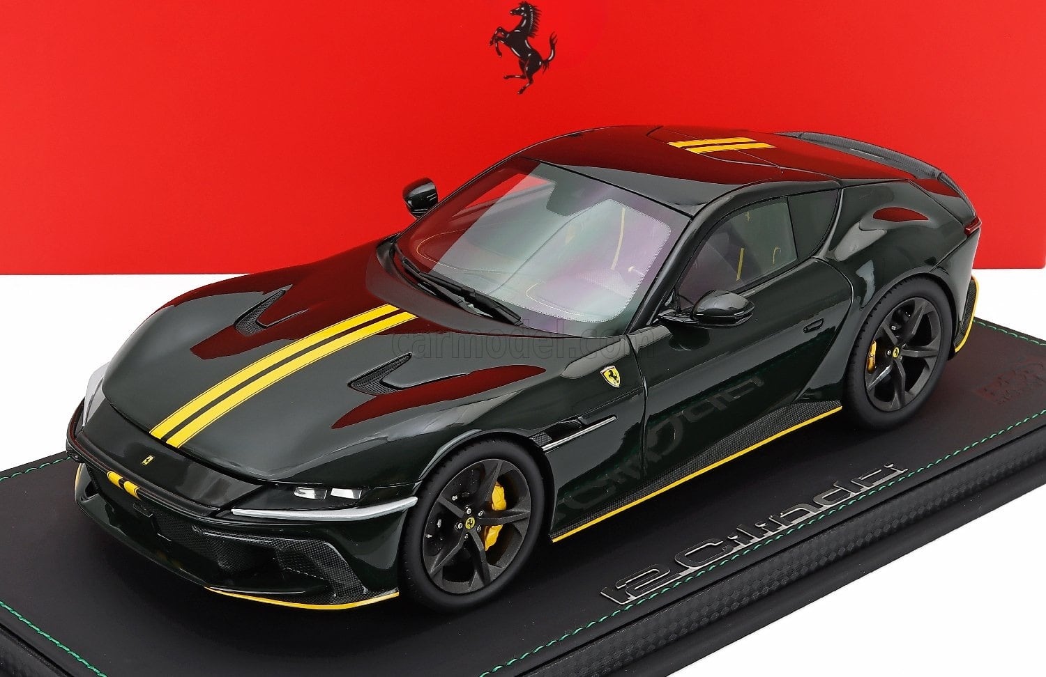 ミニカー 1/18 ポルシェ タイカン ミニチャンプス MINICHAMPS 1/18