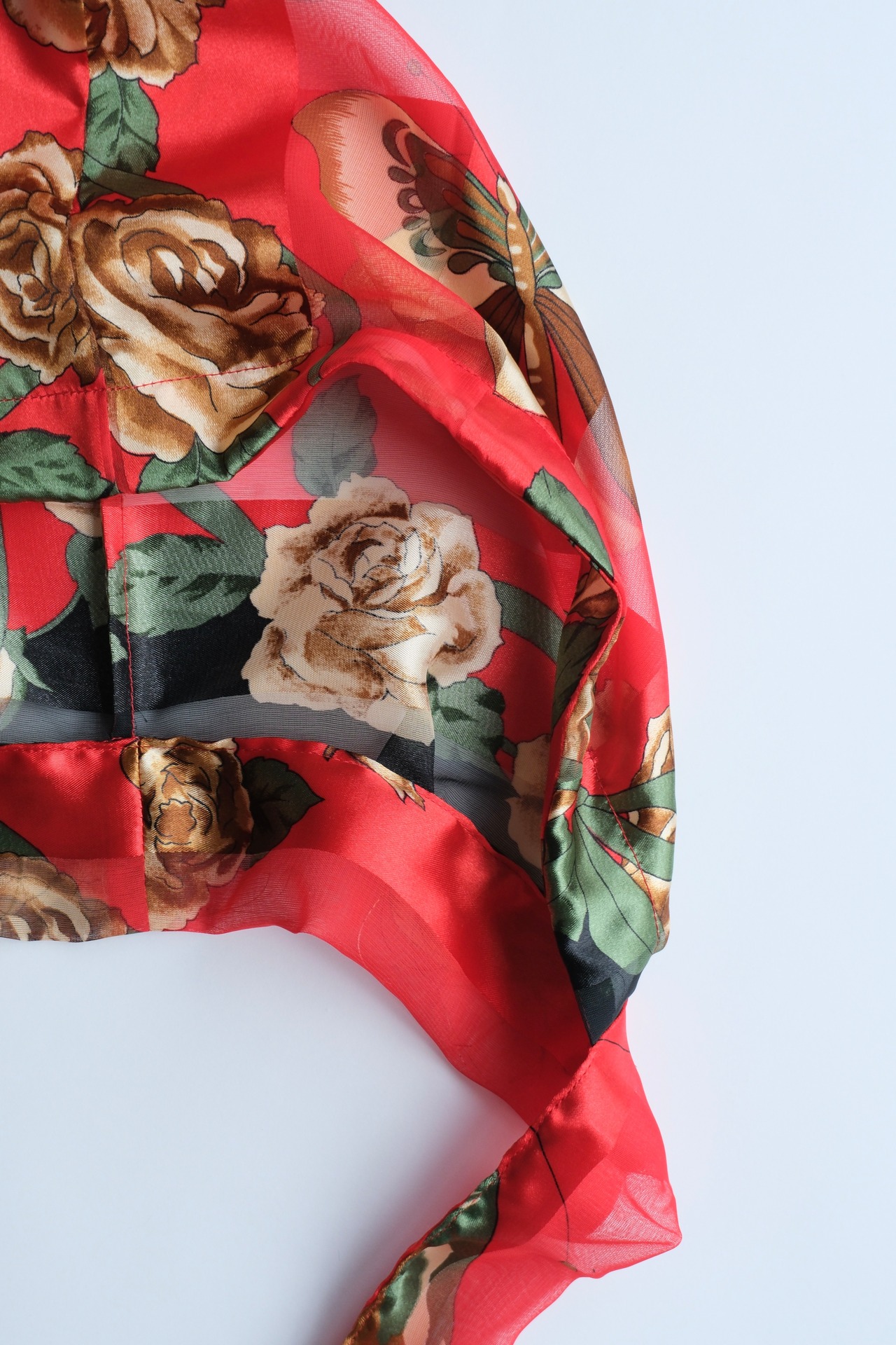 【suie】Scarf hood／ヴィンテージスカーフフード（red butterfly）