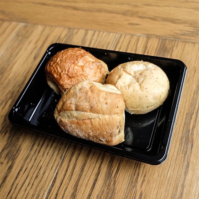 【ディナー】こだわりブレッド 3種 Three varieties of bread