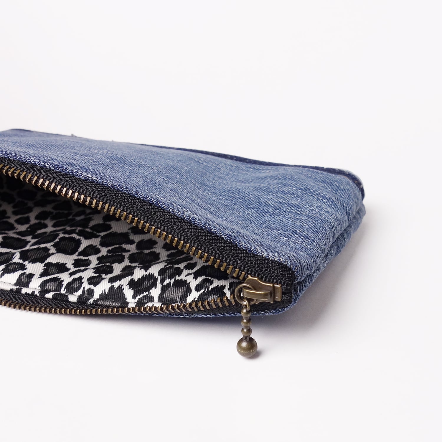 デニムリメイク★テントポーチ★B4 デニムリメイク☆テントポーチ☆B4