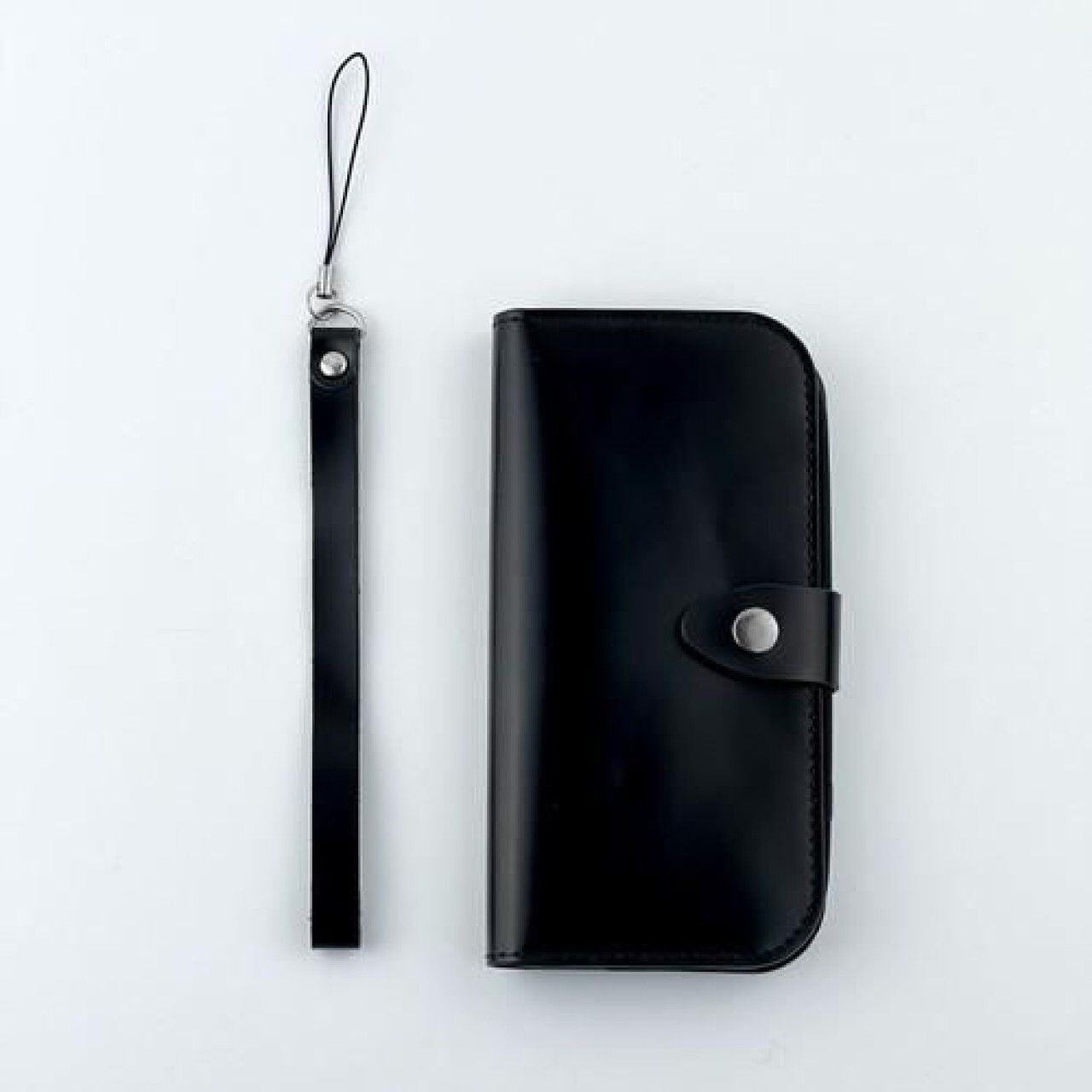 らくらくスマートフォン4 F-04J 本革フラップケース GLOSS ブラック カード収納 ストラップ付