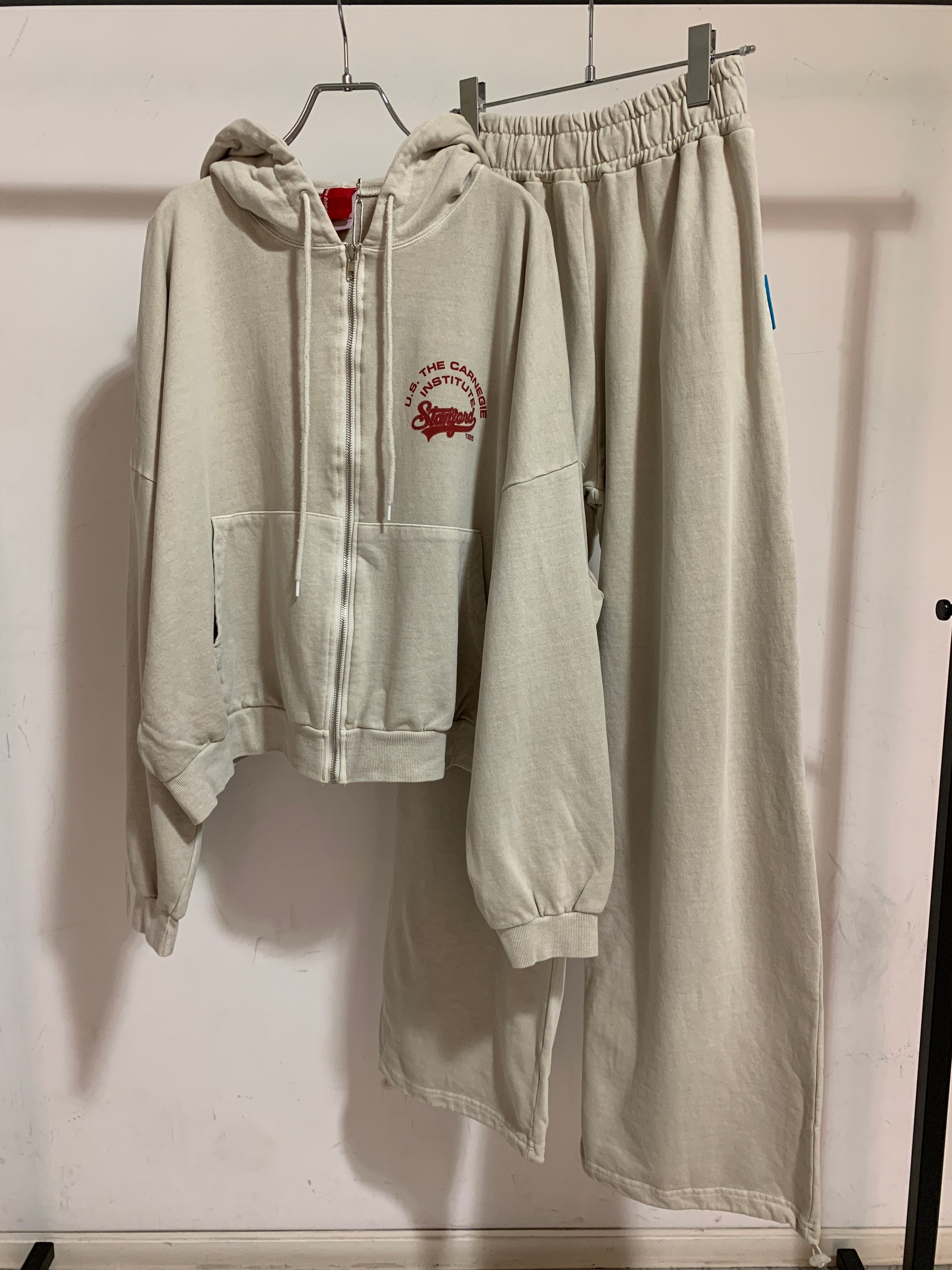 zip parker sweat set up