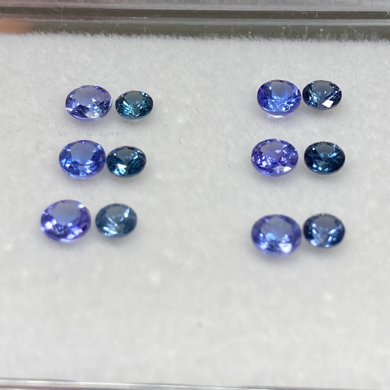 春のお楽しみボックス 丸いスピネルとタンザナイト セット 約2.9mm-3.4mmmm   ※選べません