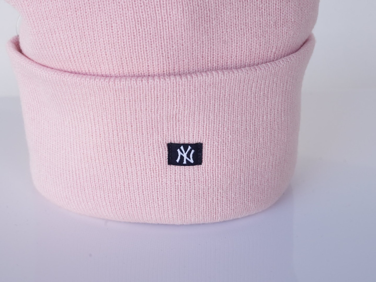 Yankees'47 ニューヨーク ヤンキース CUFF KNIT Thorn ピンク butterfly