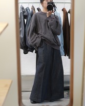 予約販売 | i’m here : - “BOX” DENIM PANTS ：Navy｜13.5ozリジッドデニム／箱型シルエット／1パーツ構成／スクエアシルエット／レザーパーツ