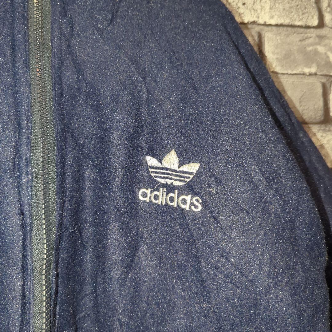 adidas ナイロンジャケット リバーシブル トレフォイル刺繍ロゴ adidas ナイロンジャケット リバーシブル トレフォイル刺繍ロゴ
