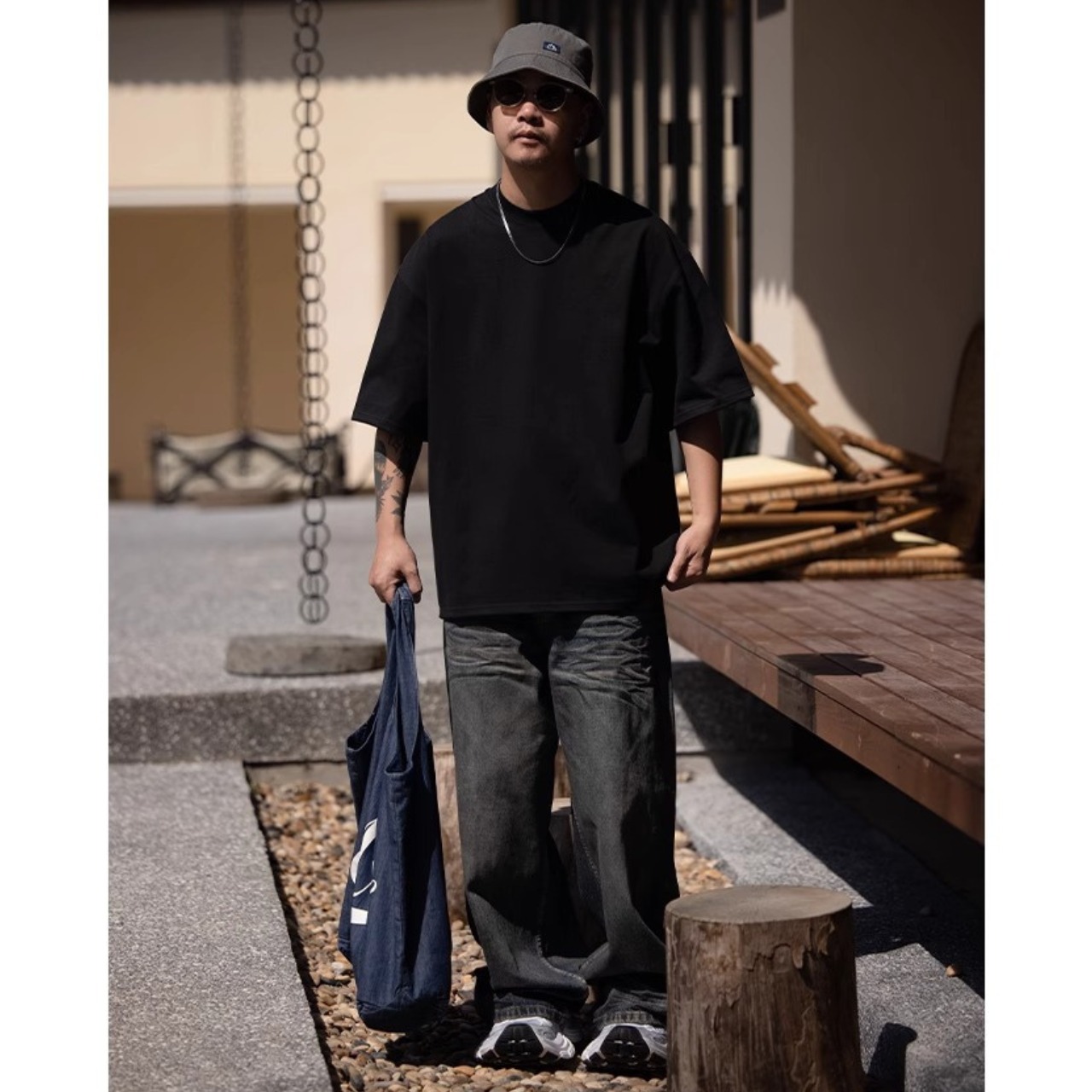 Loose fit solid color tee 0900 - 11