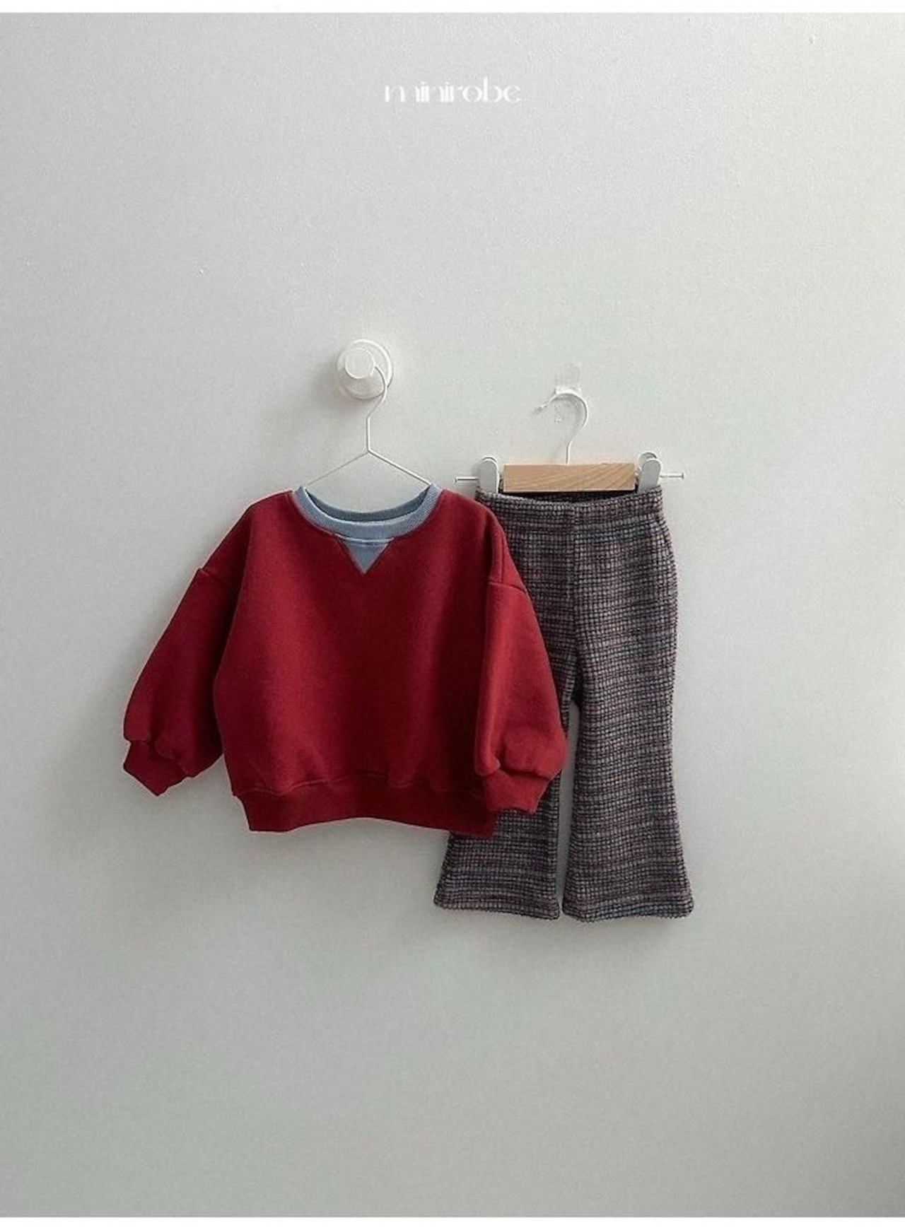 〖取寄〗韓国子供服 / 26winter / minirobe / ツートントレーナー / キッズ *S~XL*