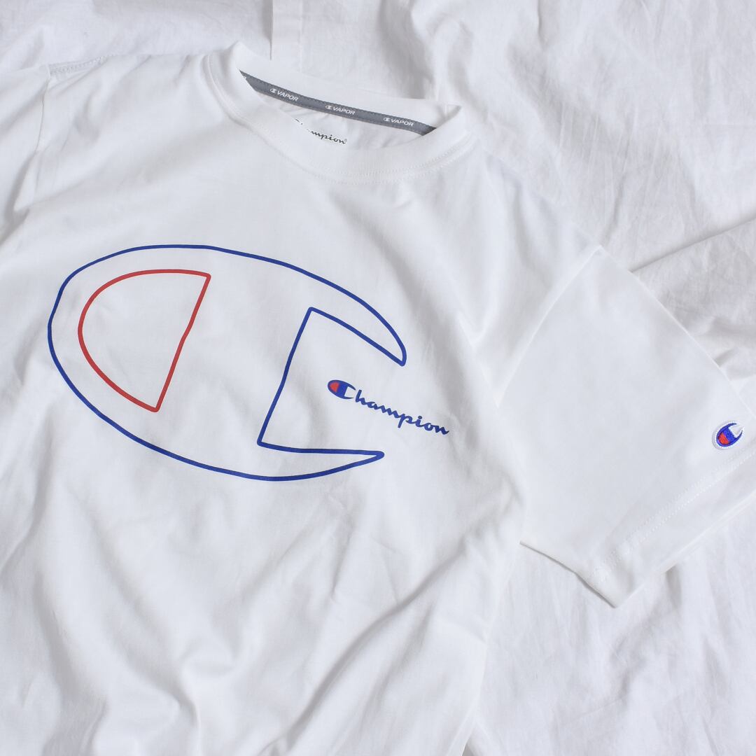 【70%OFF】Champion BIGロゴプリントTシャツ
