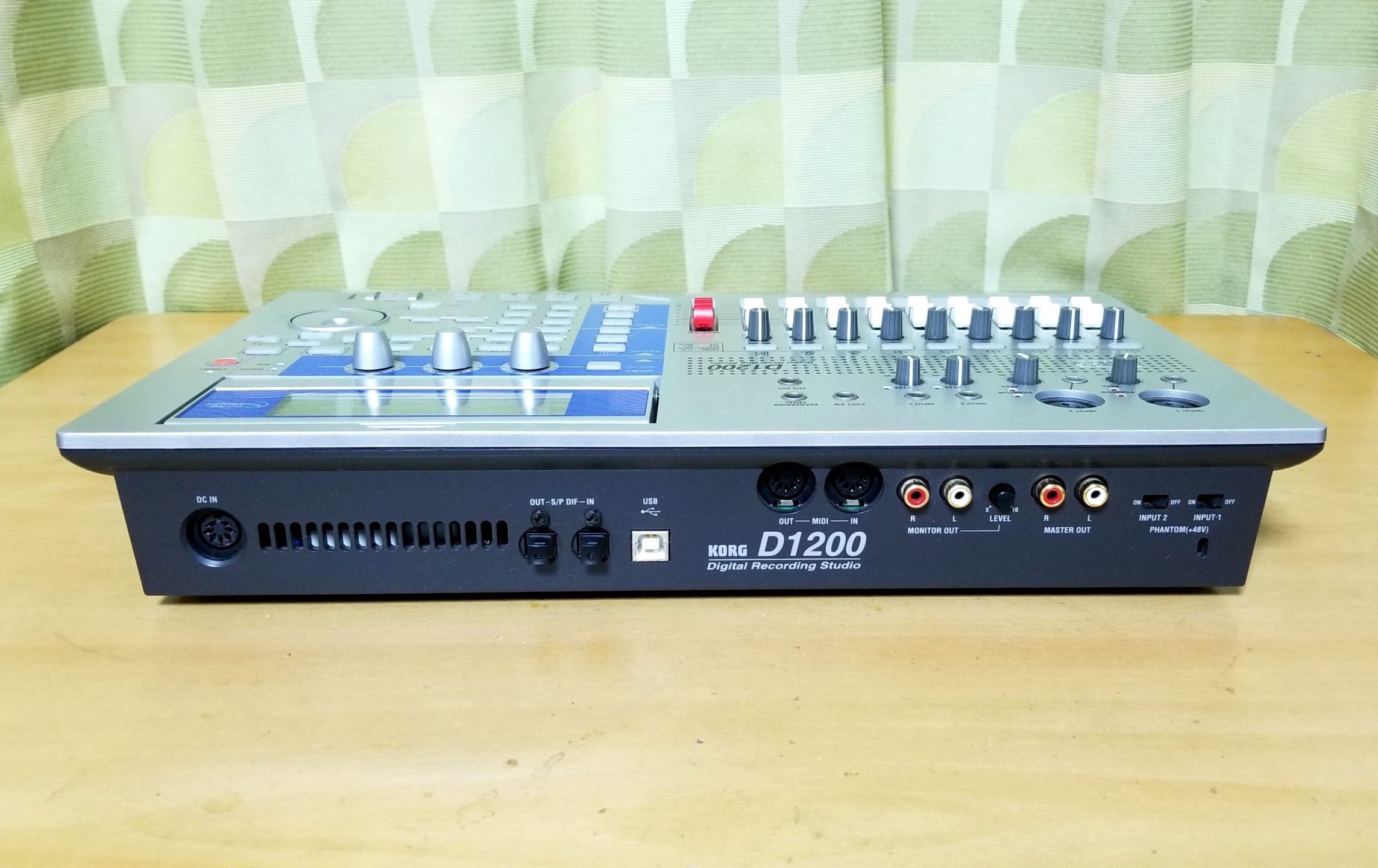 KORG D1200 Digital Recording Studio CD書込み良好・完動品・動作保証 