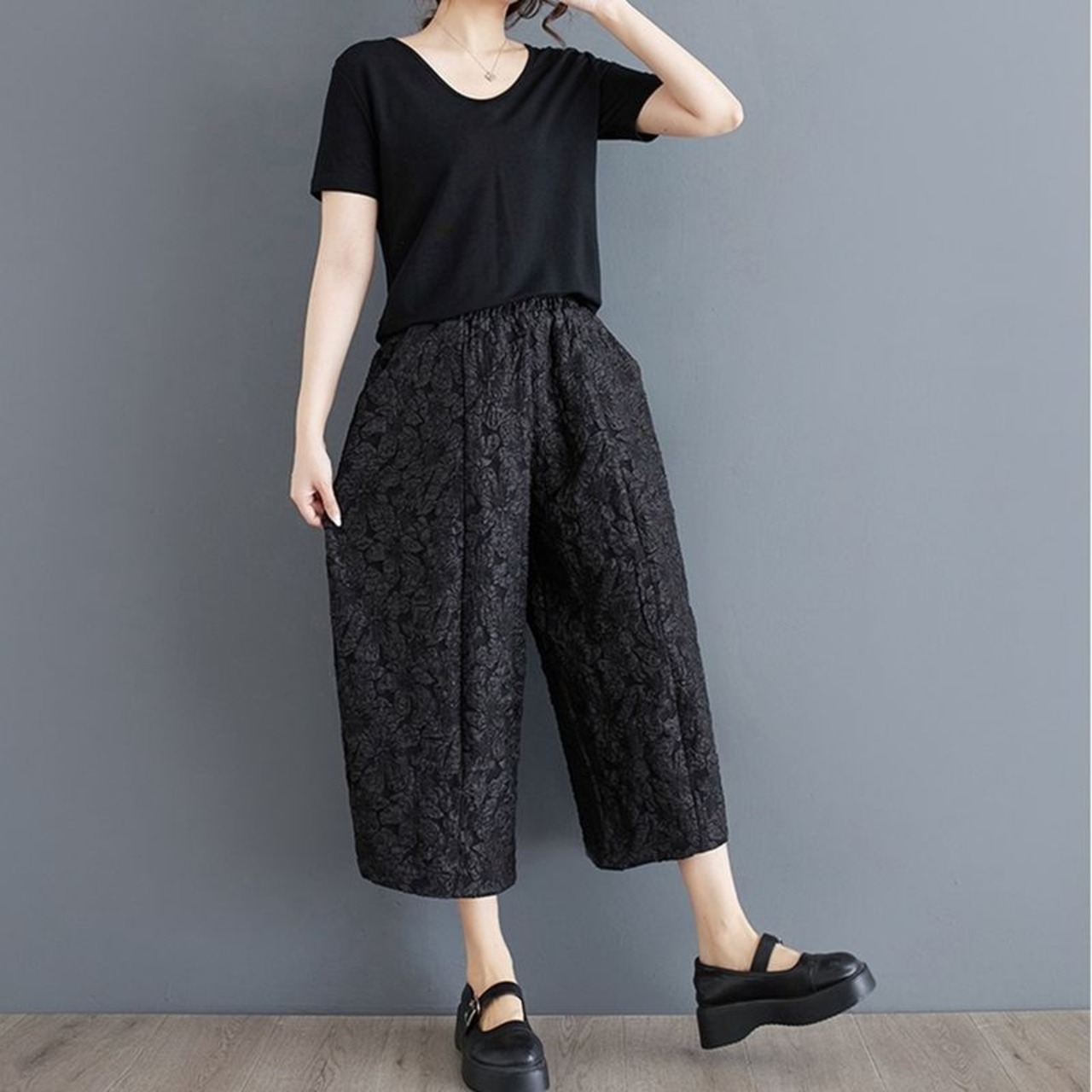 ジャガード フラワー クロップドパンツ  00218