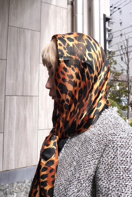 Yves Saint Laurent イヴ・サンローラン レオパード スカーフ ブラック ブラウン シルク vintage ヴィンテージ オールド 2ttmtp