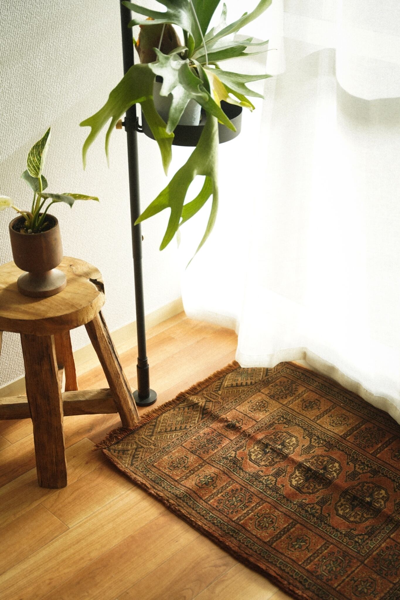 1431-Vintage Turkmen rug