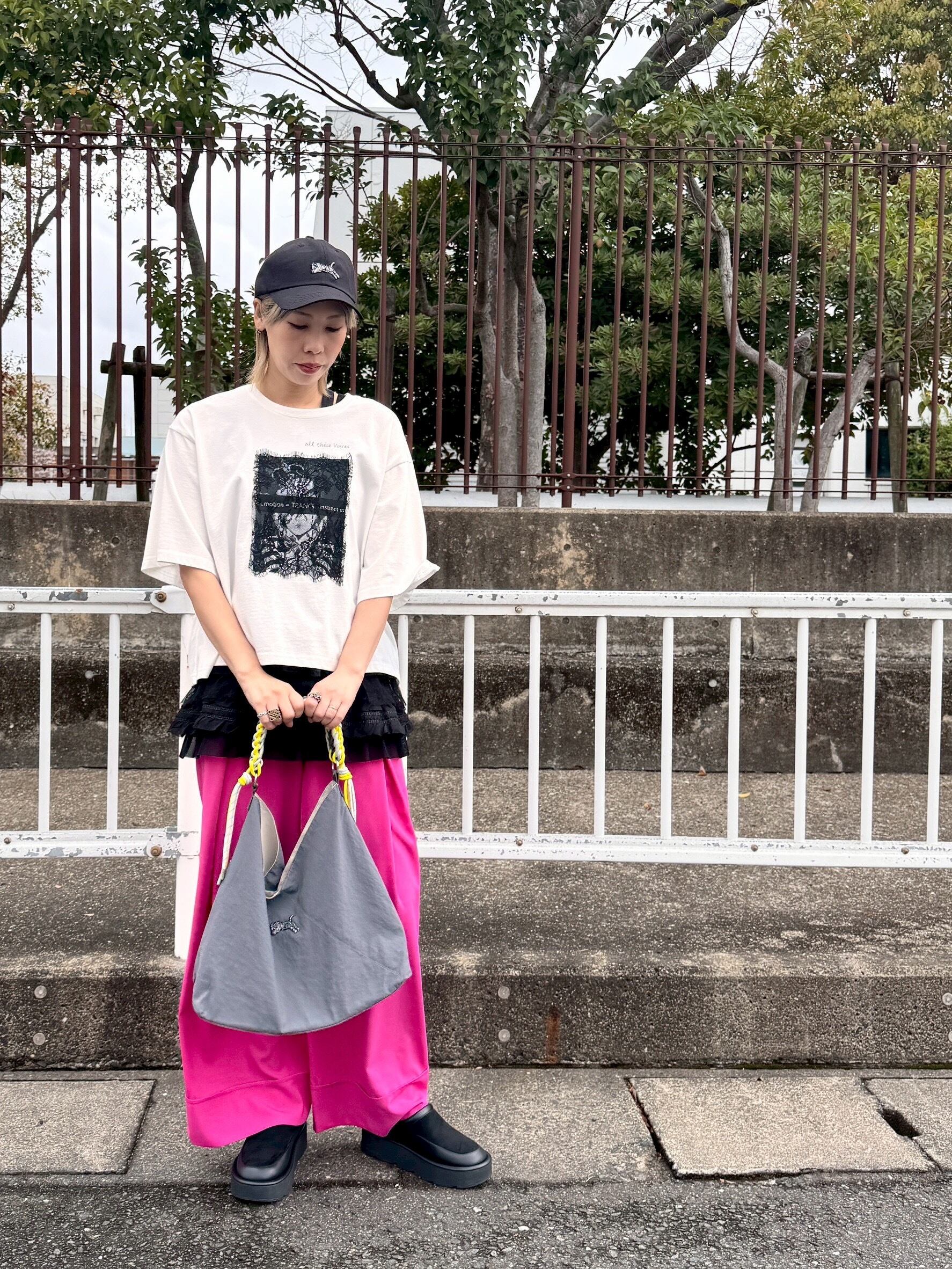 TRANOI 【新品】レースフェイスワイドTシャツ race face wide tee 242J227 | TRANOI.offical STORE