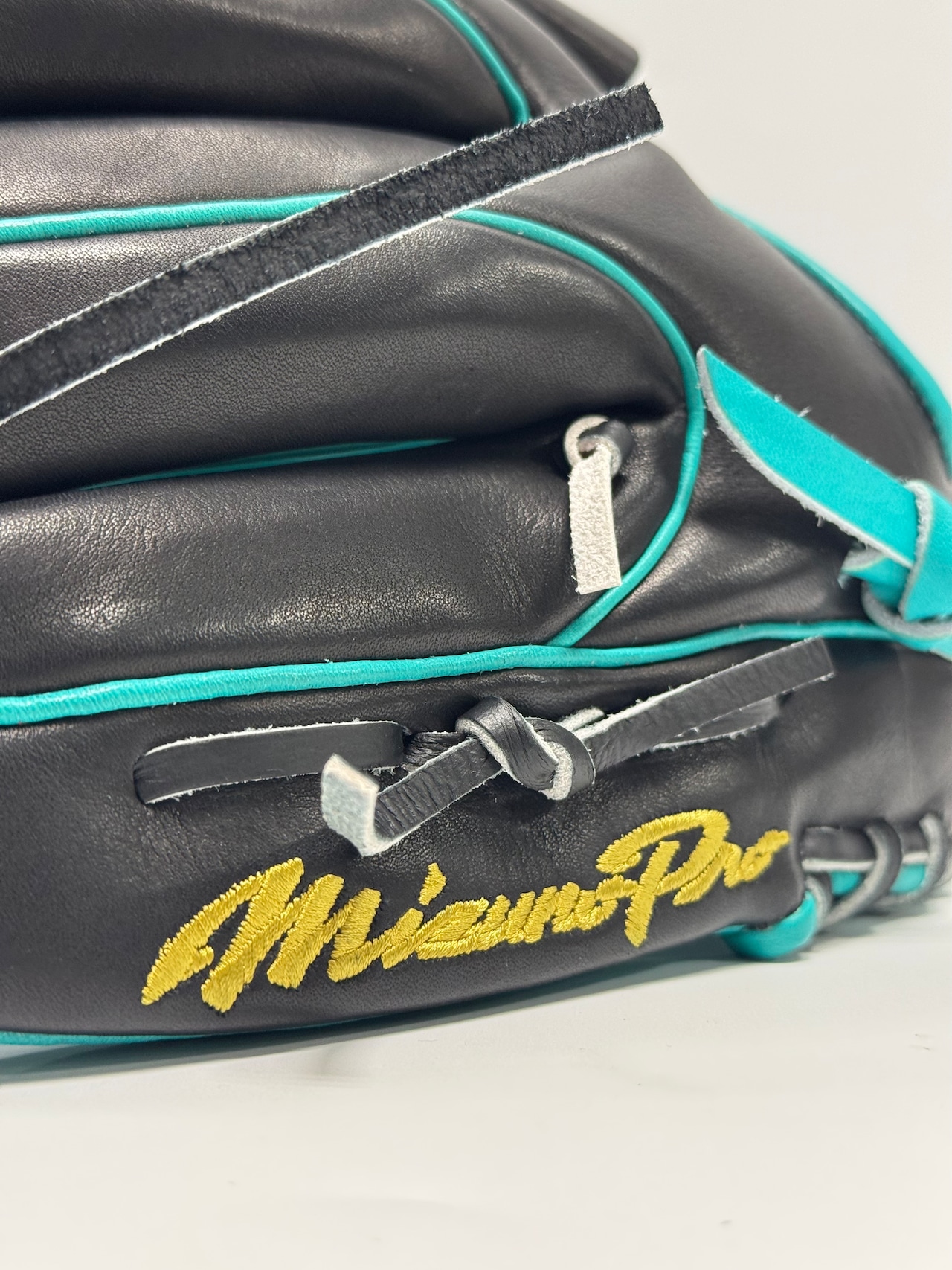 MIZUNO PROーミズノプロ 軟式グローブ ミチイ店舗別注グラブ 右投げ用 投手AXI①モデル ヒスイ/ブラック×ブラック・画像8