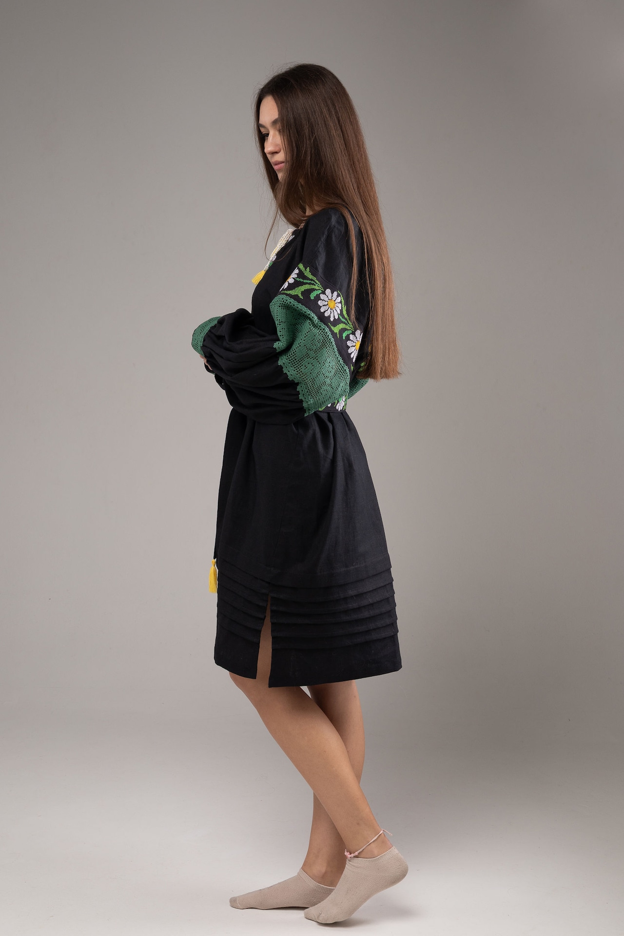 ウクライナ刺繍ヴィシヴァンカ　バルーン袖　手刺繍　麻　レディース・フリーサイズ - 11