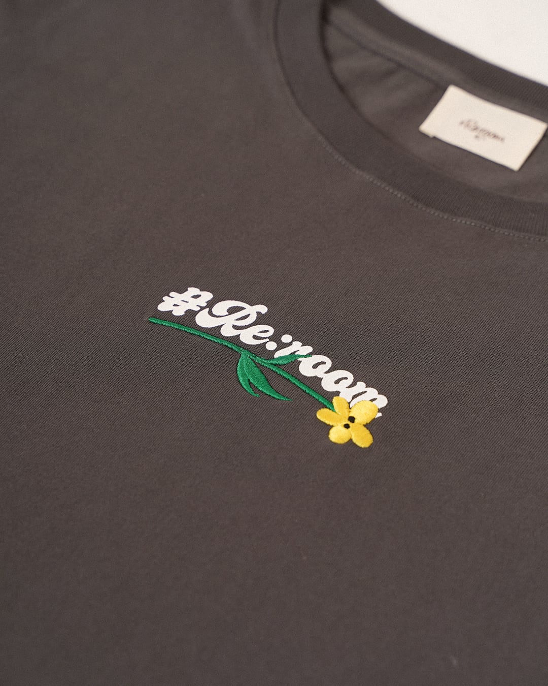 Re:room】LOGO&FLOWER EMBROIDERY T-SHIRTS［REC893］ | #Re:room