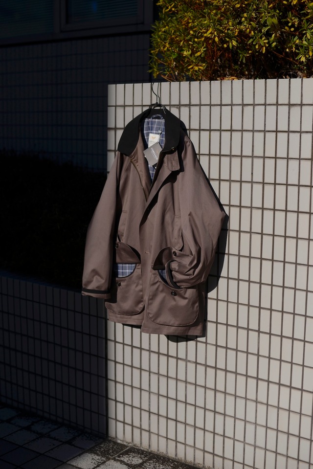 CHRYSALIS / exclusive for tatazmaiizumai /cotton gabardine field half coat color / nuance Greige