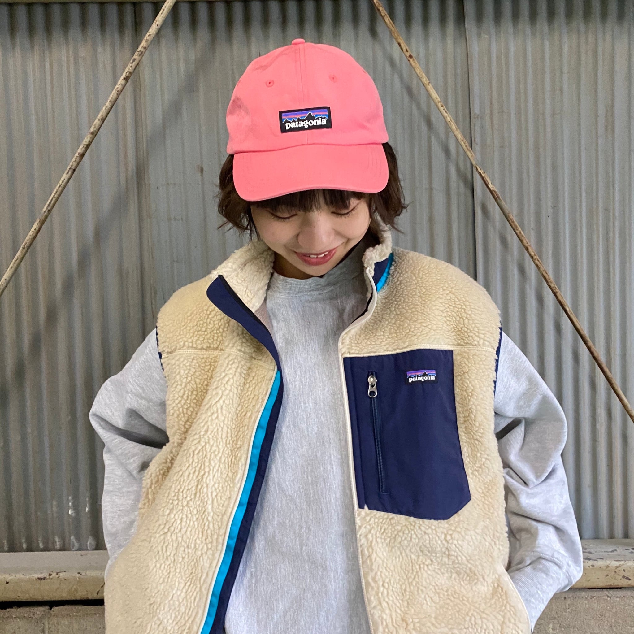 美品 13年製 Patagonia パタゴニア クラシック レトロX フリースベスト ボアベスト 23047FA13 ナチュラル 生成り 白 ネイビー  紺色 メンズL 古着 【アウトドアジャケット】 | cave 古着屋【公式】古着通販サイト powered by BASE