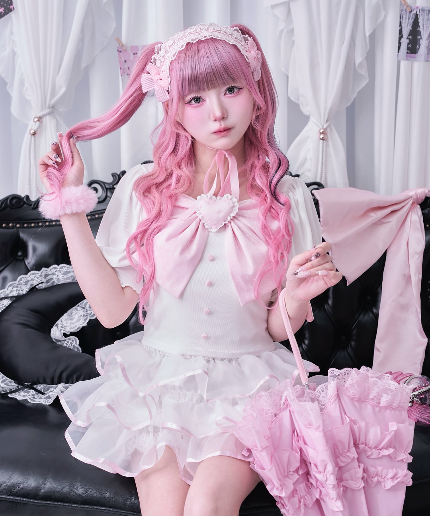 お纏めお取り置きです。コヤンイサムチョン　ピンク薔薇柄リトルバレリーナ ℳ𝒶𝑔𝒾𝒶 𝒞𝒽𝒶𝓇𝓂｜.⋆𝜗𝜚 いちばんかわいい自分になれる、魔法の