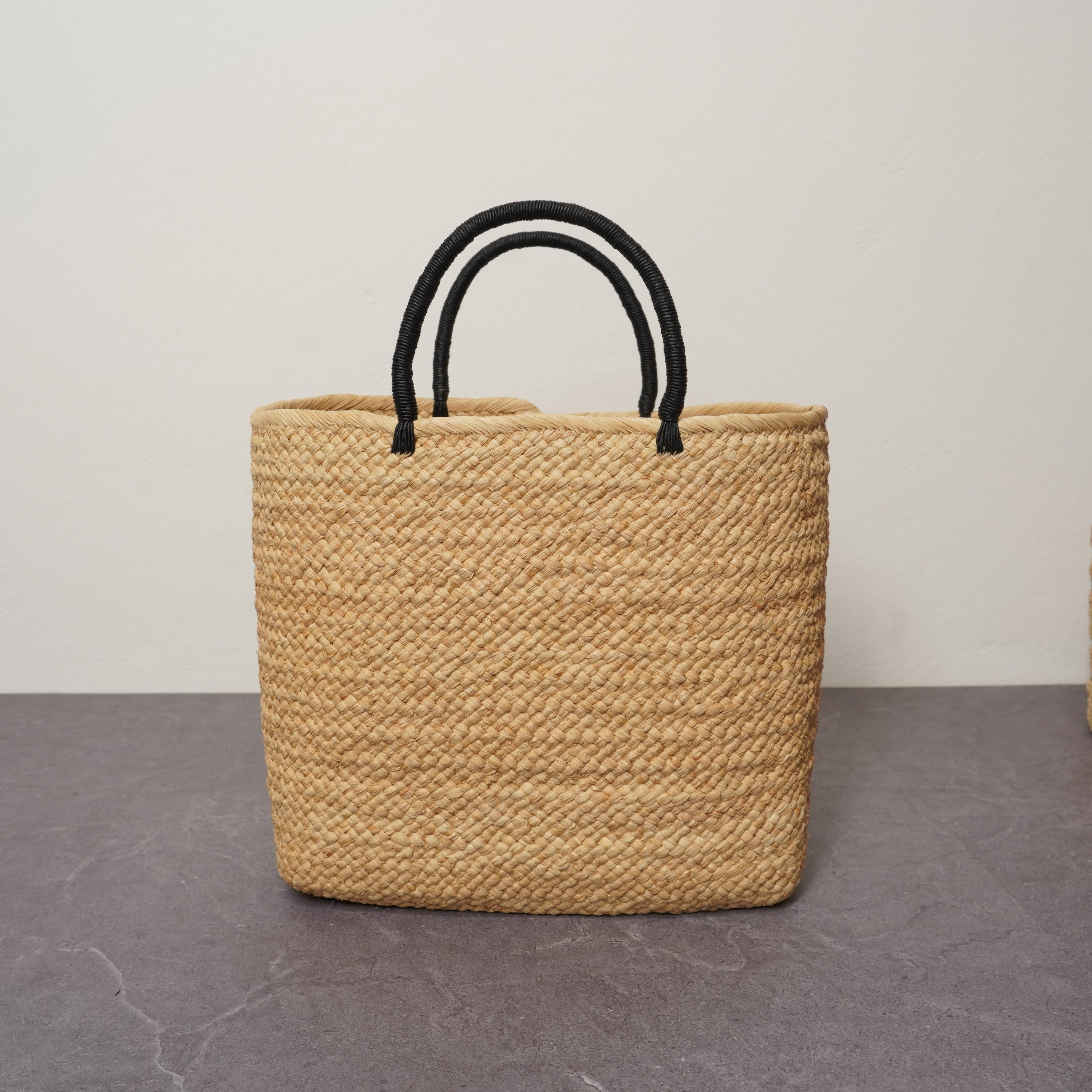 Marche Bag (L) - Color handle | AMPIANA