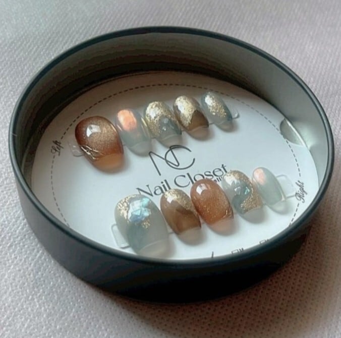 アースブラウン×シェルブルー｜premium ネイルチップ | Reze select