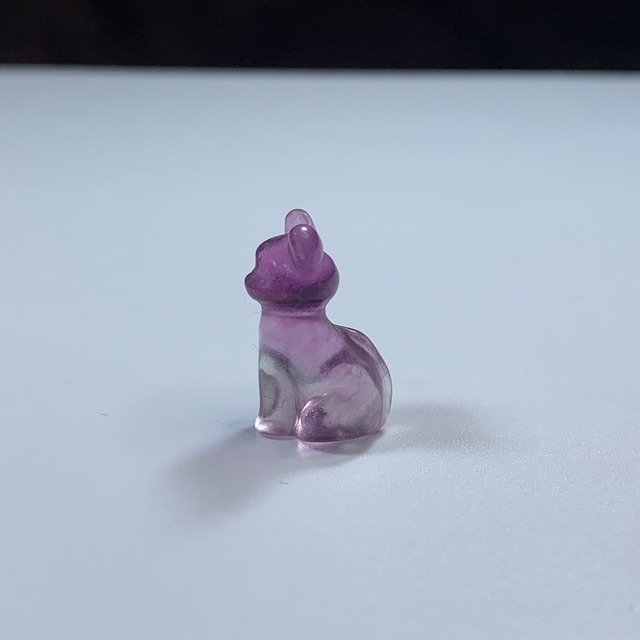 1.透明度有・可愛いフローライトねこちゃん