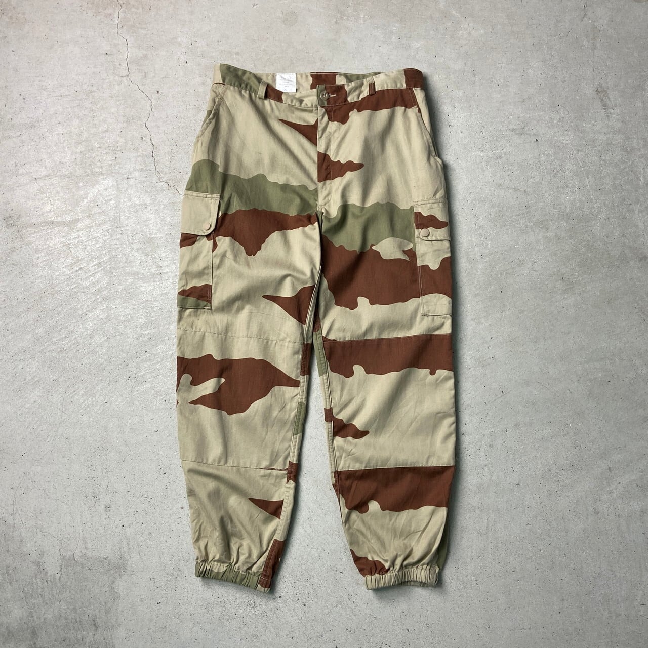 00年代 フランス軍 F2 カーゴパンツ CCEカモ メンズW32相当 古着 00s