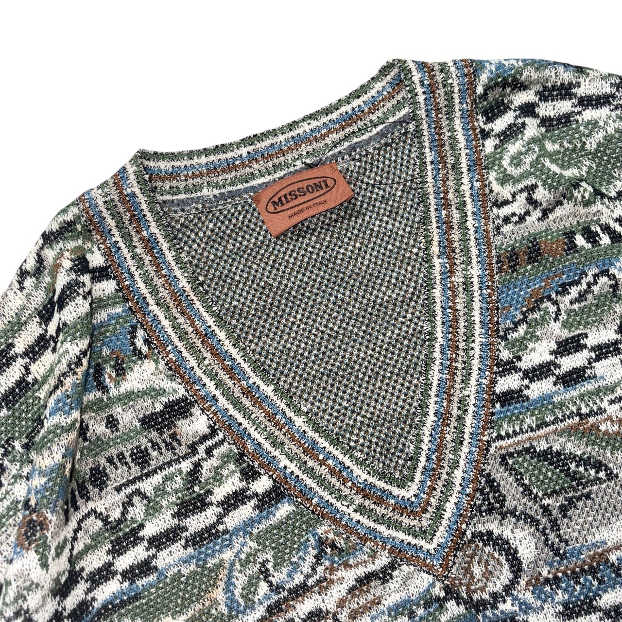 MISSONI racing car pattern V-neck sweater