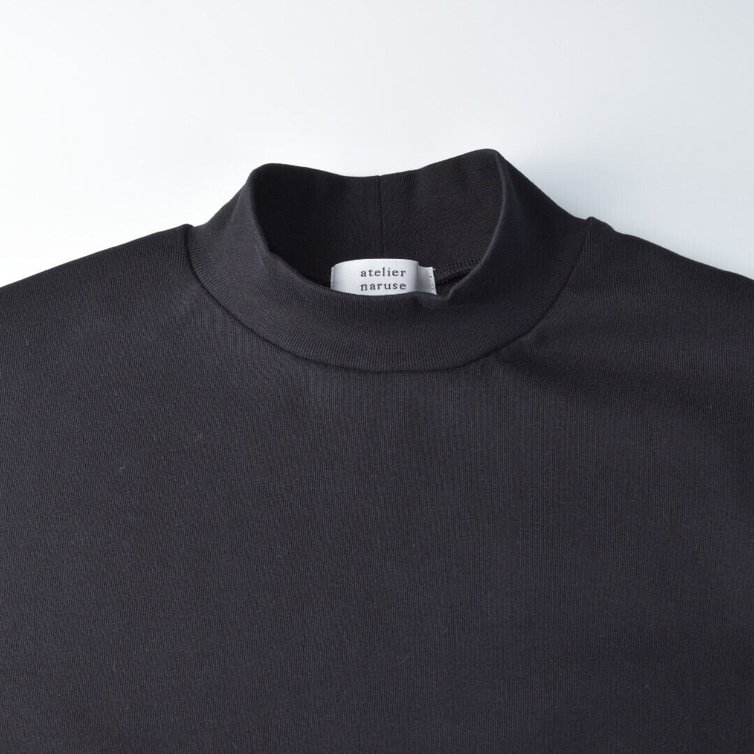 atelier naruse アトリエナルセ コットンモックネックカットソー・ブラック 上質なコットンフライスを使ったユッタリ目のカットソー