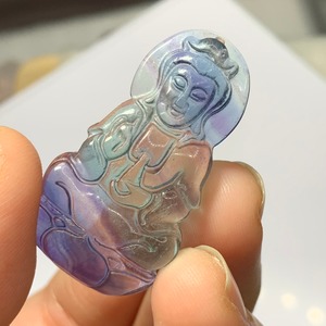 色合いが綺麗な観音様フローライトペンダントトップ