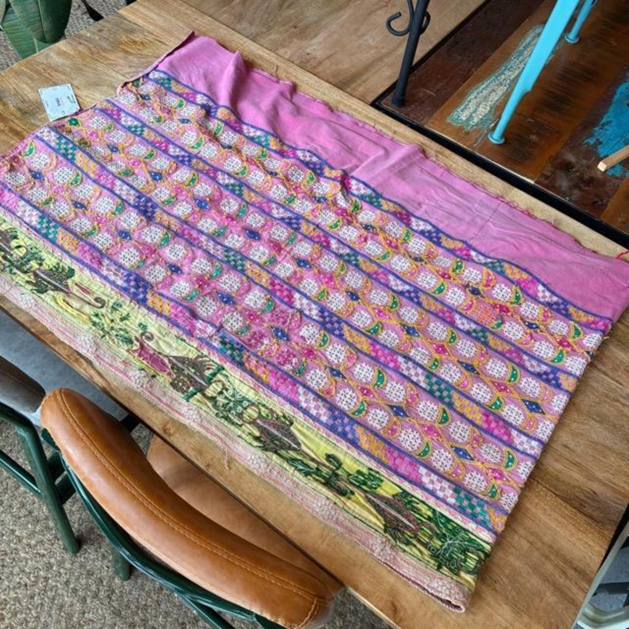 INDIA　Vintage Rabari embroidered fabric　66×180cm　25000-3