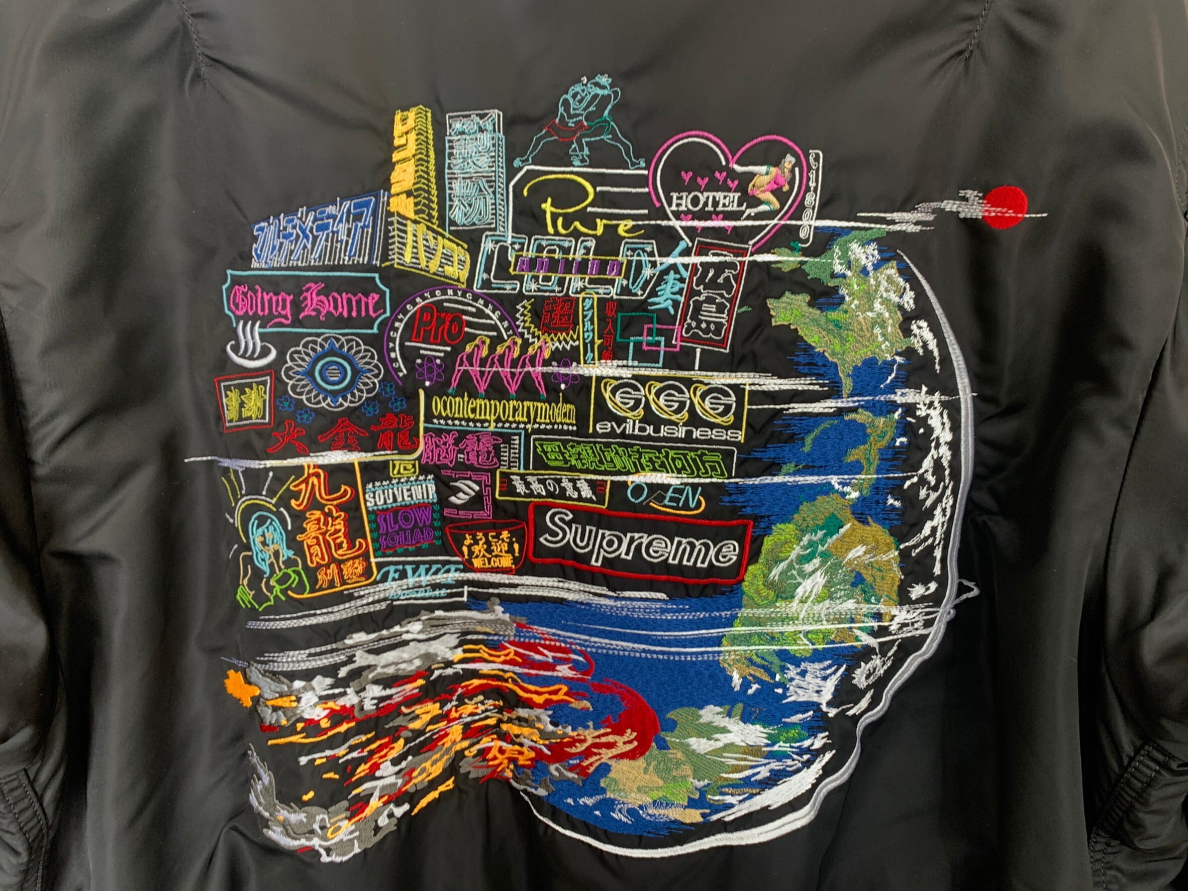 Supreme GLOBE MA-1 JACKET BLACK MEDIUM 24257 | BRAND BUYERS OSAKA