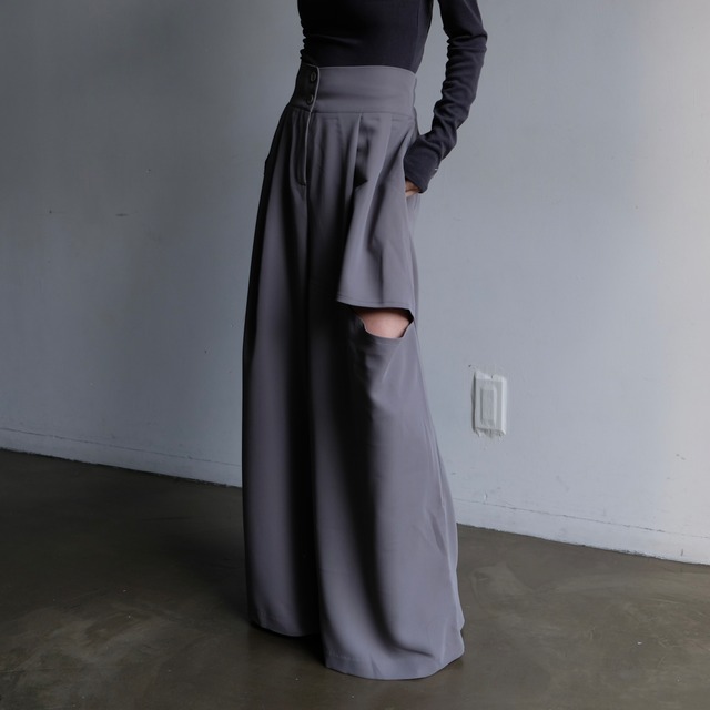 SIDE CUT WIDE PANTS