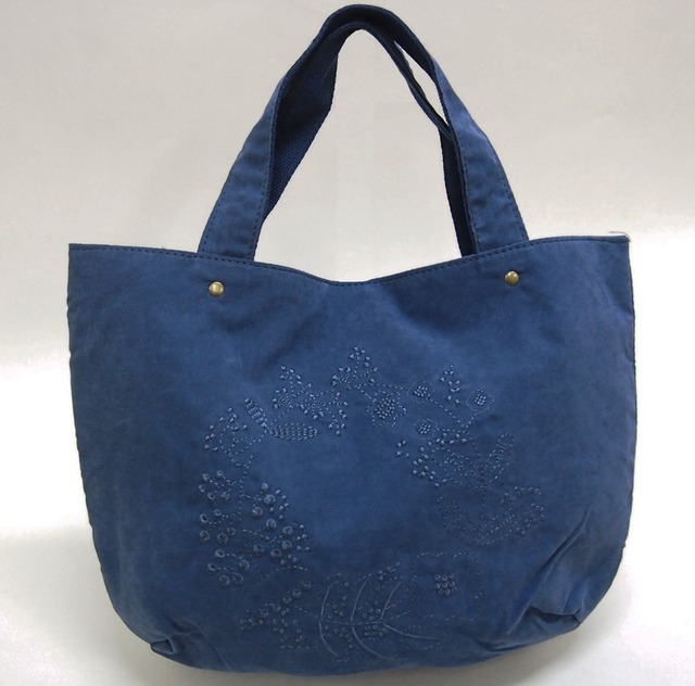 フラワー刺繍がかわいいB5サイズが入るトート エンブロイダリーコンパクトトート